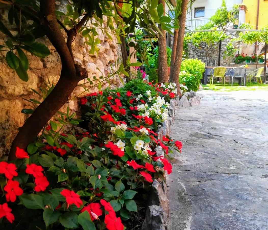 La Volta Del Garda Apartment Torbole Sul Garda Екстериор снимка